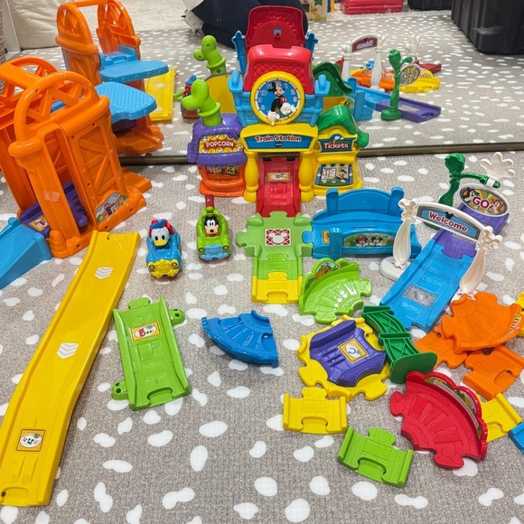 Disney Other - 2018 Mickey Mouse Clubhouse train VTech Go! Go! Disney Choo-Choo Express goofy